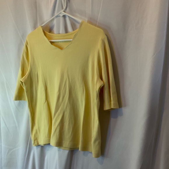 Blair women’s scallop neck pale yellow tshirt w/elbow length sleeves size medium - Picture 2 of 8